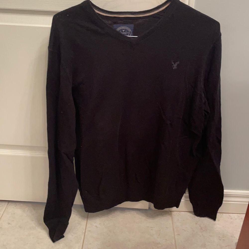 American Eagle V-neck sweater